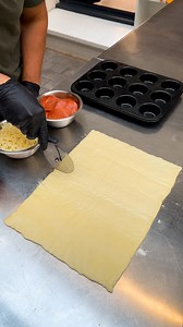 Pizza In A Muffin Tin! Bite-sized & oh-so-delicious 🤤🍕 | Chefclub GruB