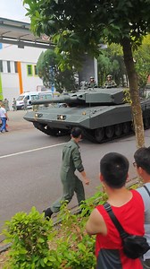 993K views · 8.2K reactions | If you've never seen a Leopard tank make a tight 90⁰ maneuver, on a public road, without hitting any lamp posts, trees or spectators no less This tankee has solid skills!  | Police Car Models | Facebook