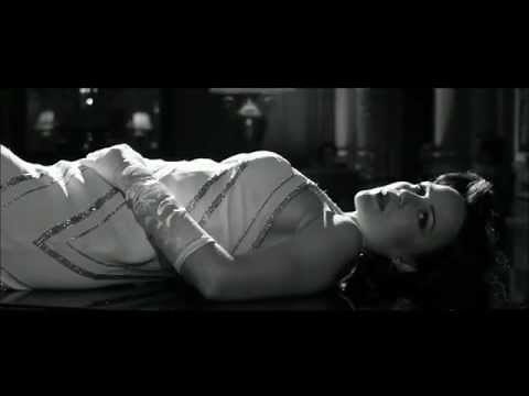 Hotel Noir - Carla Gugino sings "Shiny Diamonds"