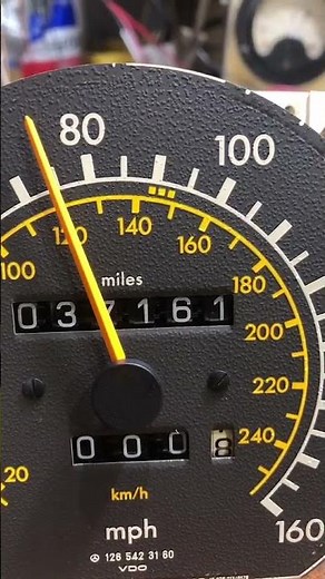 BENZ W126 ベンツ300SE スピードメーター修理