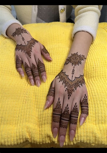 Stunning Party Henna Inspiration