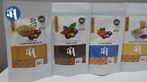 ¡Descubre las deliciosas grageas Nutri H! 🤗 👉 Presentamos nuestras irresistibles grajeas de chocolate con almendras y café, así como los pop's de chocolate con lenteja, quinua y soya. Estos productos no solo conquistan tu paladar con sabores únicos, sino que también aportan valiosos beneficios a tu salud. 🫶 Con los productos de Nutri H, disfrutar de un snack es saludable y delicioso. ¡Un Perú sin anemia, es un país con futuro! 💪 #NutriH #Grageas #Pop's #AlimentaciónSaludable #Ayacucho | Nutr