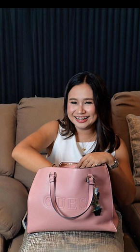 Bag Raid with my go-to beauty essential ✨ #MamElma #YouGlowBabe #beautywhitecapsule | Mam Elma