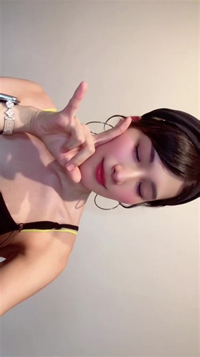 男の子が潜る瞬間を見逃すな！