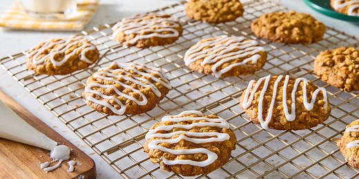 Bake Ree Drummond's Pumpkin Oatmeal Cookies This Weekend