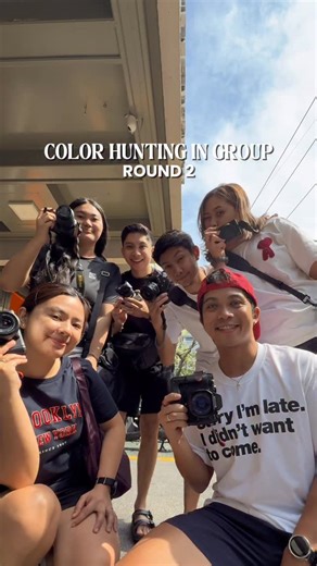 Marron Santillan on Instagram: "Color hunt challenge! Round 2 😁 📍Binondo, Philippines RED - Dyne @dynegalvez | Nikon d5000 ORANGE - Marron @marronsantillan | Fujifilm X-T1 YELLOW - Andrea @andreaaustral | Ricoh GR III X GREEN - Nympha @nymphamay | Fujifilm X-T30 II BLUE - Brylle @barayl | Sony a6400 VIOLET - Carlle @carllegalvez | Fujifilm X-M5 Who won this round? #ColorHunt #Photowalk #Photography #ColorHuntChallenge #Camera"