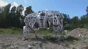 B.C. engineer hopes to make sport out of giant exoskeleton ‘mech suits’