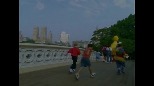 Sesame Street: Episode 3976