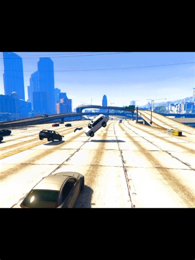 High-Speed V8 Car Crash in GTA V Gameplay