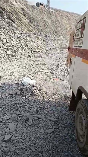 drilling mines#explosive van#charging blast