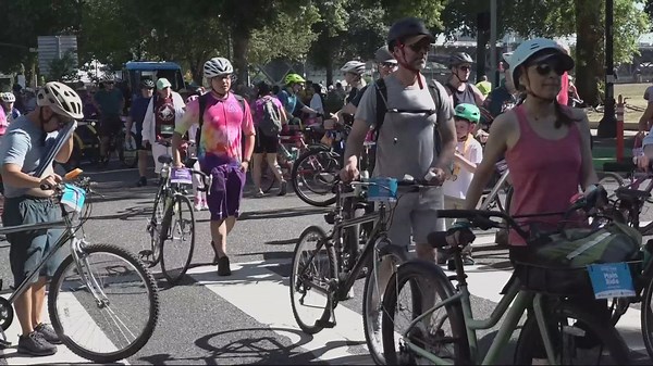 Over 10K cyclists ride Portland’s bridges for 29th annual Bridge Pedal