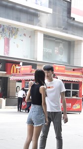 14K views · 48 reactions | @{uid:1502349662339070,nick:%E7%BB%8F%E7%BA%AA%E4%BA%BA%E5%B0%8F%E5%BE%AE} 這下真被親了 | 胖阿胖仙子 | Facebook