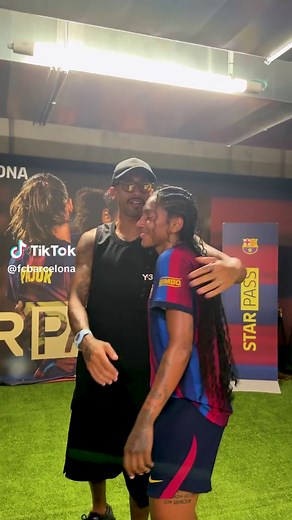 FC Barcelona's Two Brazilian Stars: Raphinha & Kerolin 🇧🇷