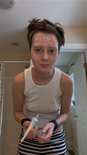 Aimee France on Instagram: "Weekend get ready with me @glossier @beautyofjoseon_official @loccitane @humanrace @soshebeauty @saiebeauty @manymanyclothesuk @balleretteofficial #outfitoftheday #grwm #everydaymakeup #morningroutine"