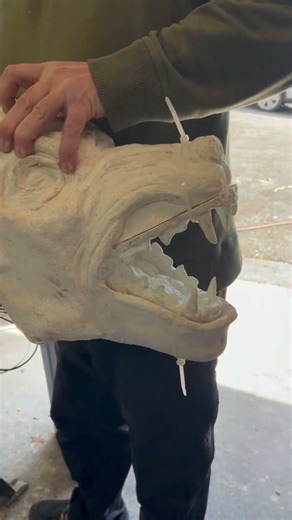 Halloween animatronics werewolf head