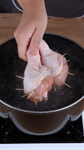 1M views · 6.8K reactions | I learned this trick at a famous restaurant! This is the tastiest chicken drumsticks I've ever eaten | American Recipes | Facebook