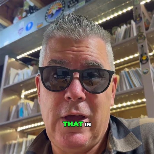 Discogs: The Ultimate Record Marketplace? Detroit Bob Shares His Wisdom! #shorts