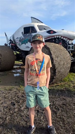 Evan Storm Earth zoom challenge! #evanstorm #monstertrucks #zoomchallenge #youtubekids #kids #monsterjam #hotwheels #monstertruck #sharkmonstertruck #kidsfun | Evan Storm