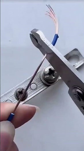 The Easiest Way to Connect Wire to a Screw Terminal