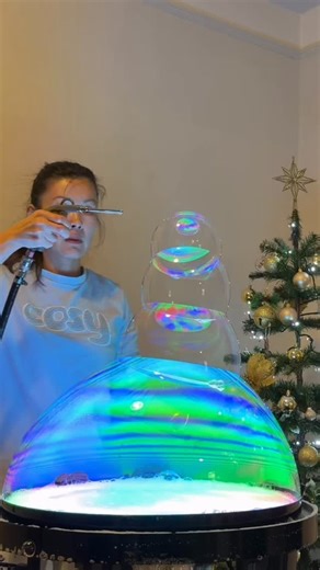 Practice time… It’s harder than you think… VIP Bubble show NY/ NJ #bubblemagic #bubbleshow #bubbleartist #bubble #practice | Holiday.event.agency