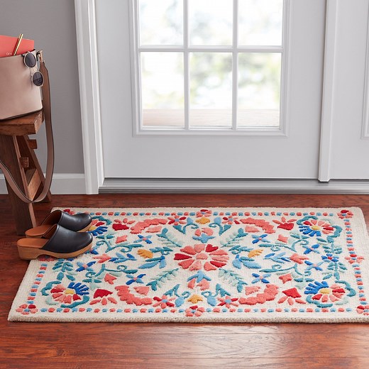 The Pioneer Woman Area Rugs Are Now Available in the Dreamiest Patterns