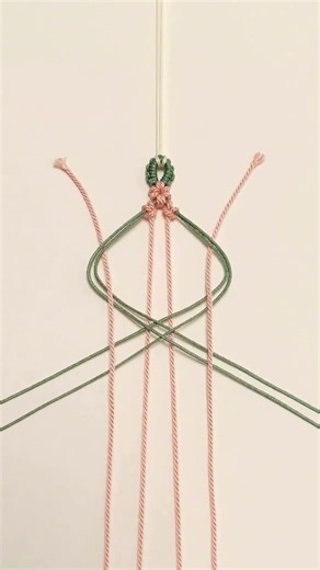 Perfect Spring Bracelet 💛💚💖 - Flower Pattern Macrame #Crafts #DIY #Bracelet