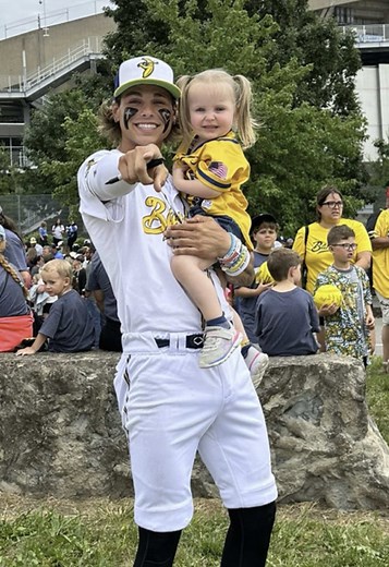 Reunited with @Kyle “KJ” Jackson and we have the happiest girl again! She was so excited to give him his bracelet and a kiss🫶🏼 See you soon in Cincinnati!! @thesavbananas #ordinary #bananaball #bestiesforever #besties #gobananas #Maddie&KJ