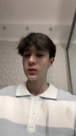 Adjusting Glasses: Style and Comfort Tips