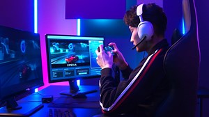 Designed to exceed the rigorous demands of elite gaming, Xperia Stream for Xperia 1 IV delivers a high-performance, high-intensity player experience. *Availability varies by market https://bit.ly/FB_XperiaStream #BornToGame | Sony - Xperia