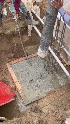 “How to Pour Column Footing | Construction Guide”#columnfooting #formwork #foundation
