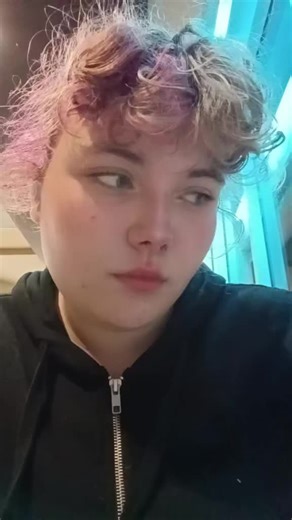 bella durr (@bella_harris.2025)’s videos with original sound - Rapunity🚀