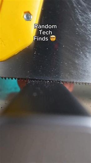 523K views · 6.6K reactions | A work of Art 勞 Take a bow @morningblues_global for making a beautiful piece of tech ❤️ It’s called the Morning Blues R1 Speaker, and you cab check it out in my bio  #MorningBluesR1 #NewFunPicks #BFCM | Thetechbadger | Facebook