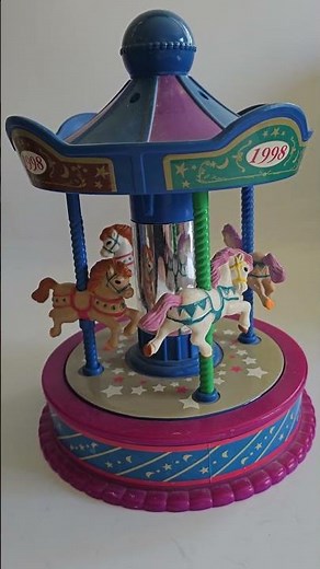 Redbox Vintage 1991 Musical Wind-Up Horse Carousel