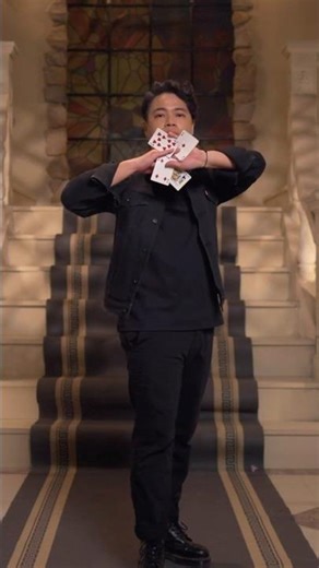 Interlock production /w reverse C palm card production Routine - Twist of Magic