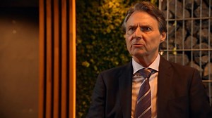 GZSZ-Folge 8210 vom 6. Februar 2025 auf RTL+: Jo muss sich was für Zoe überlegen
