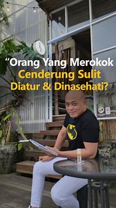 Lukman Bakhtiar on Instagram: "Seorang ahli mengungkapkan bahwa perokok cenderung lebih sulit diatur dan kurang bisa menerima nasihat dibandingkan dengan orang yang tidak merokok. Hal ini terkait dengan faktor psikologis dan kebiasaan yang sudah mendarah daging. Penelitian menunjukkan bahwa ketergantungan nikotin tidak hanya memengaruhi kesehatan fisik tetapi juga memengaruhi pola pikir dan respons terhadap aturan atau saran. Meskipun sadar akan risiko merokok, banyak perokok yang tetap melanjut