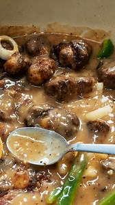 Mouth-Watering Oxtails And Gravy Recipe! #food #cooking #yummy | Smokin' and Grillin' with AB