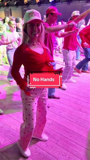 Roses are red, Savannah’s the plan… if ‘No Hands’ comes on, we’re still gonna dance 💘✨ #LowcountryLineDancer #SteppedSouth #SavannahGA #ValentinesVibes #LineDancing