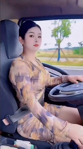 This Giant 18-Wheeler Is Impossible to Ignore! 🚛🔥 #shorts