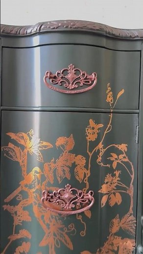 DIY Paint Using Mica Powders: Metallic Finishes On Metal! #micapowder #furnitureideas #diy
