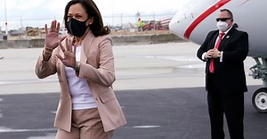 Democratic VP nominee Kamala Harris holds campaign stop in Miami