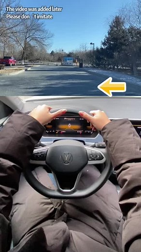 The correct way to turn the steering wheel #driving #automobile #manual #tips #skills #carsoft