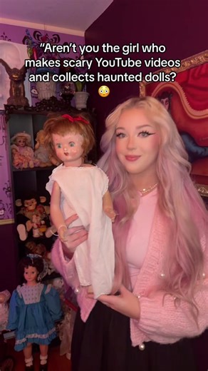 Yes , yes i am 🥰👋🏻 #fyp #haunteddolls #scary