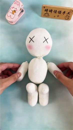 DIY Sock Puppets: Make Fun String Puppets & Invent New Ways to Play