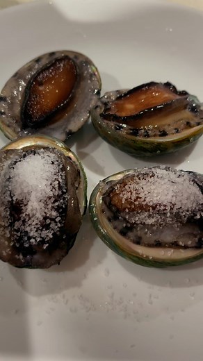 Salting abalone before cooking helps to reveal its true surface, makes the meat more crunchy, and aids in cleaning and removing any slimy residue #abalone #saltingabalone #melbourne #cheflife #chef #salt #seafood #instafood | Princess Anne