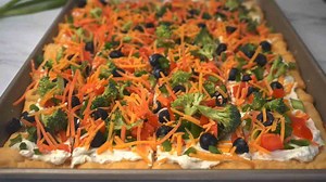 Crescent Roll Veggie Pizza Appetizer (Ready in Minutes!)