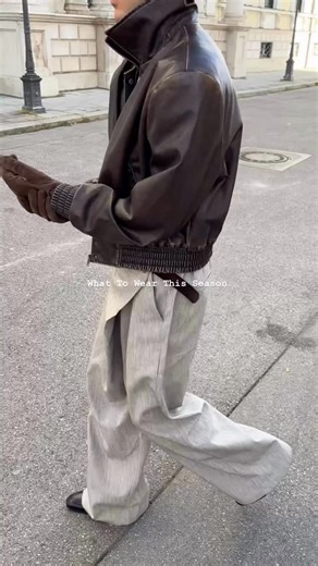 Uniform Display | Here is what to wear this season! | Instagram