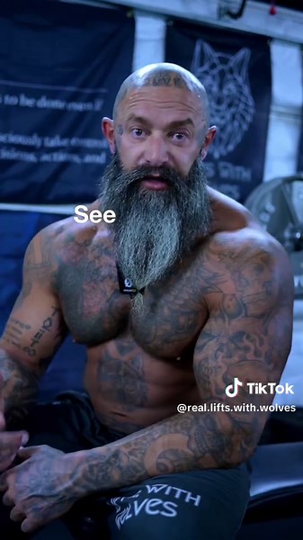 Winter Strength Training Guide: Build Muscle This Season