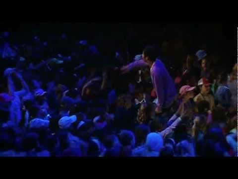 Spinning Around (Live Kids Praise)