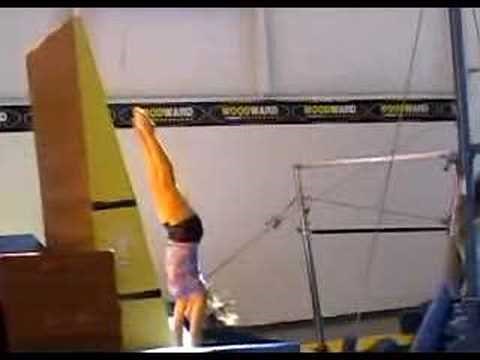 gymnastics - Shoot Half - high bar to low bar